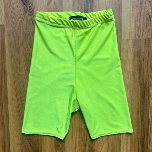 Pretty Little Thing Set - Picture 3 of 4